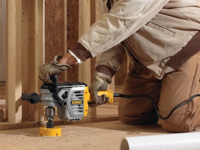 2021 DeWalt Drills DWD450 at McKinney Outdoor Superstore