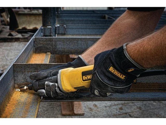 2021 DeWalt Grinders DWE4887 at McKinney Outdoor Superstore