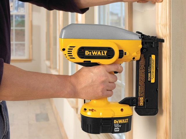 2021 DeWalt Nailers & Staplers DC608K at McKinney Outdoor Superstore