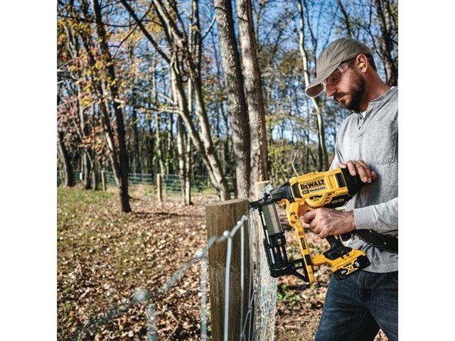 2021 DeWalt Nailers & Staplers DCFS950B at McKinney Outdoor Superstore