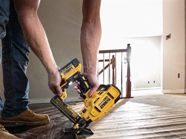 2021 DeWalt Nailers & Staplers DCN682M1 at McKinney Outdoor Superstore