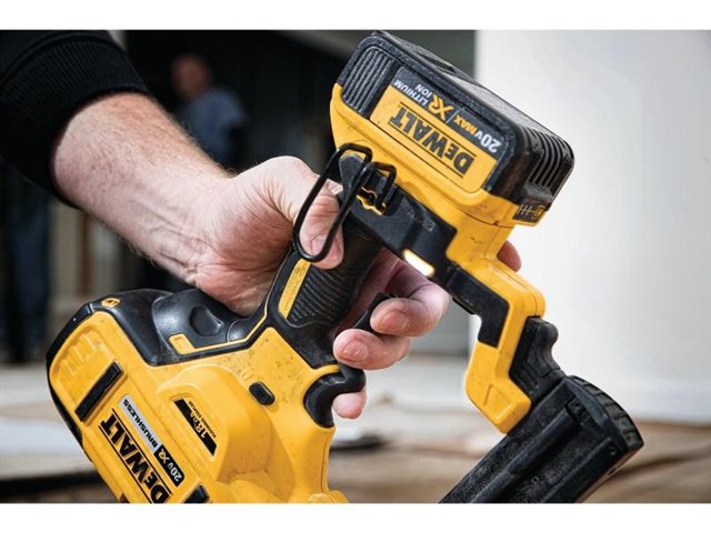 2021 DeWalt Nailers & Staplers DCN682M1 at McKinney Outdoor Superstore