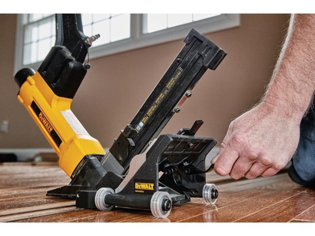 2021 DeWalt Nailers & Staplers DWFAFOOTG2 at McKinney Outdoor Superstore