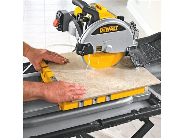 2021 DeWalt Saws D24000 at McKinney Outdoor Superstore