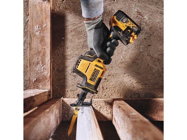 2021 DeWalt Saws DCS369B at McKinney Outdoor Superstore