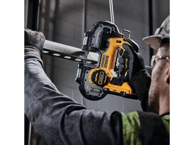 2021 DeWalt Saws DCS377B at McKinney Outdoor Superstore