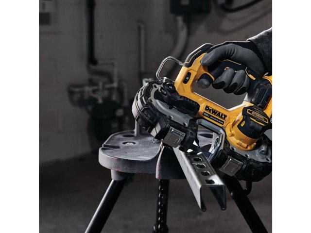 2021 DeWalt Saws DCS377B at McKinney Outdoor Superstore