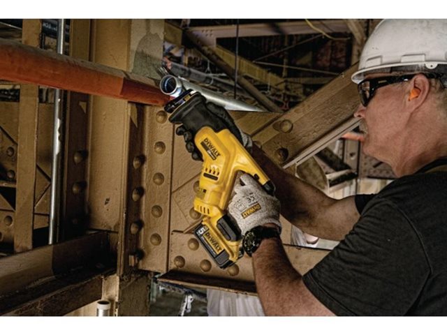 2021 DeWalt Saws DCS387B at McKinney Outdoor Superstore