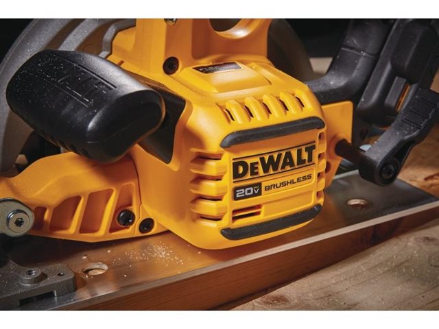 2021 DeWalt Saws DCS573B at McKinney Outdoor Superstore