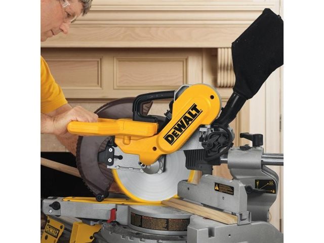 2021 DeWalt Saws DW717 at McKinney Outdoor Superstore