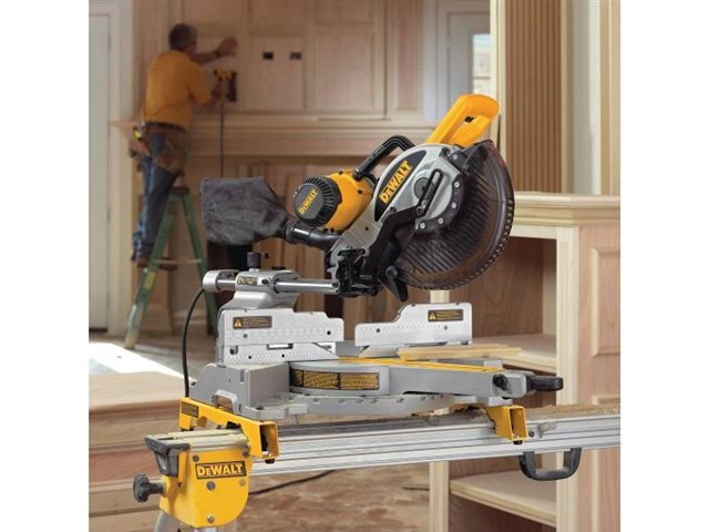 2021 DeWalt Saws DW717 at McKinney Outdoor Superstore