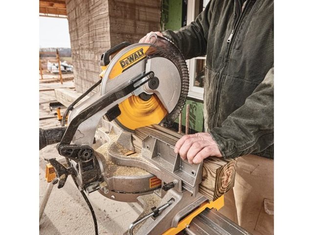 2021 DeWalt Saws DWS715 at McKinney Outdoor Superstore