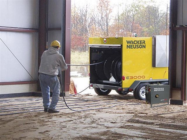 2022 Wacker Neuson Hydronic Surface Heaters E3000 W/ 6kW Gen at Wise Honda