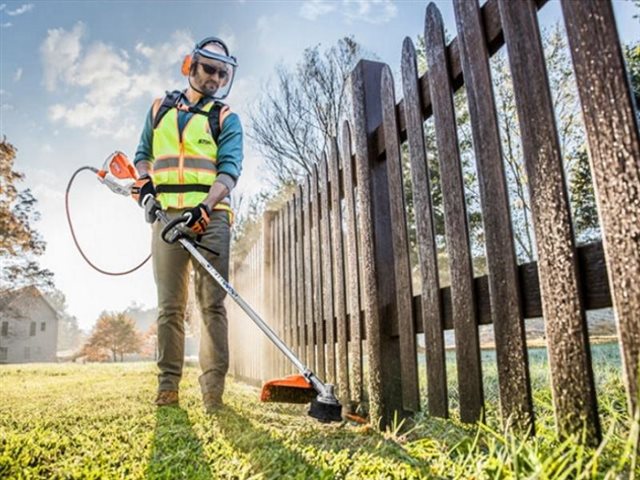 2022 STIHL Battery Trimmers & Brushcutters FSA 130 R at Patriot Golf Carts & Powersports