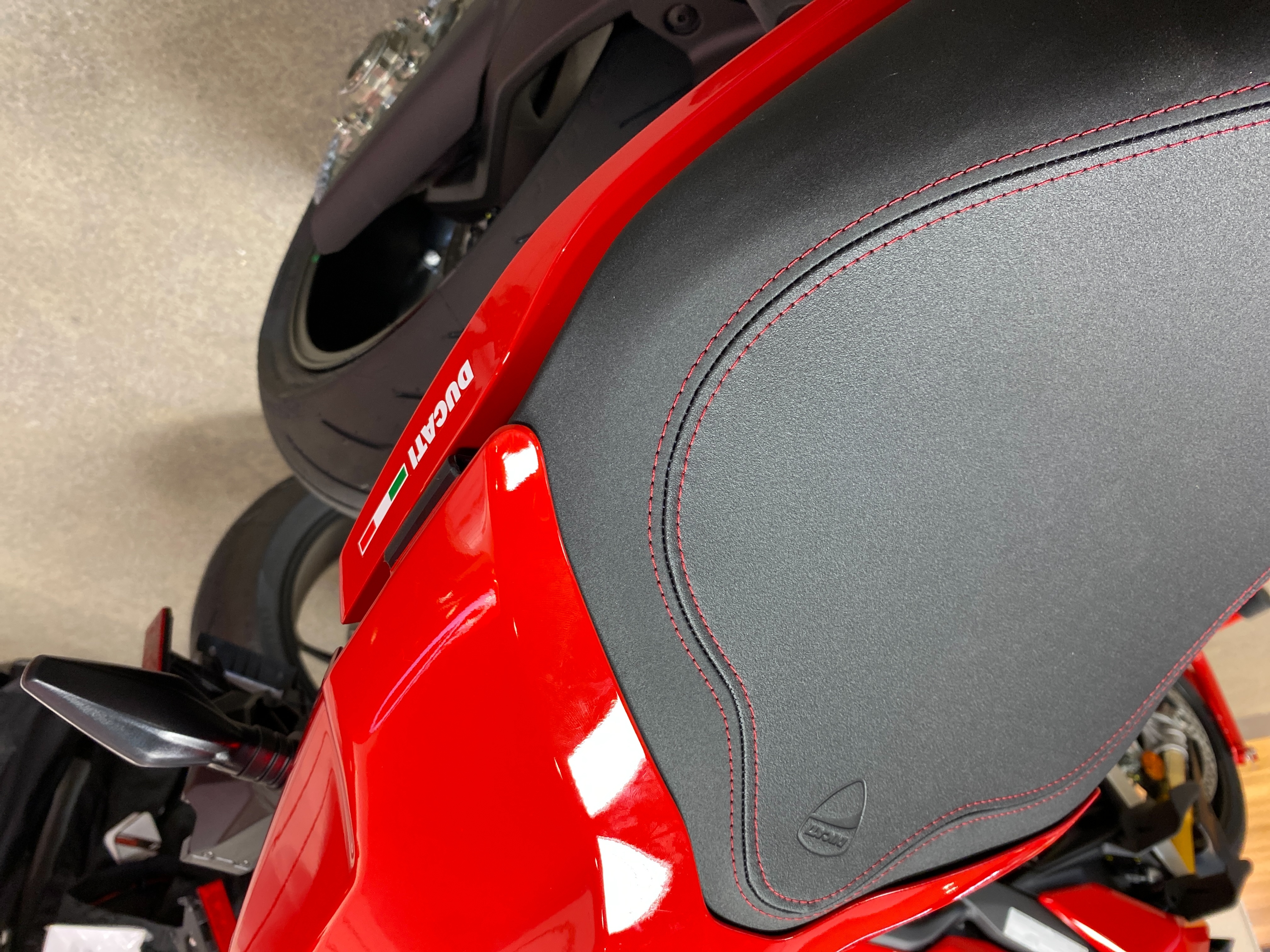 2023 Ducati SuperSport V4 SP2 at Frontline Eurosports