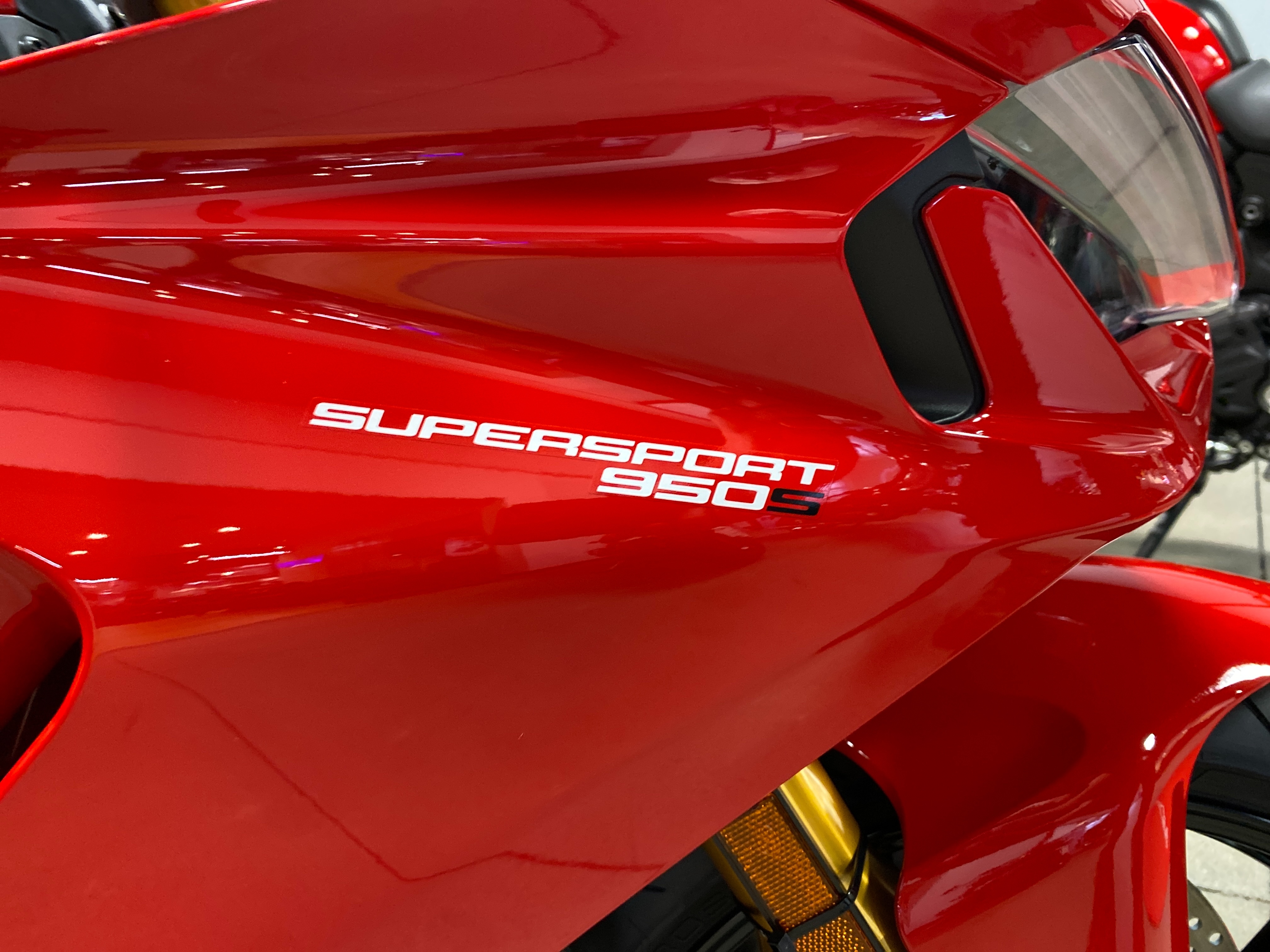 2023 Ducati SuperSport V4 SP2 at Frontline Eurosports