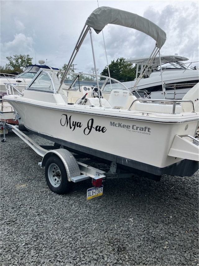 2005 Mckee Craft 196 DC at Baywood Marina