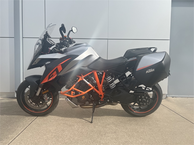 2017 KTM Super Duke 1290 GT at Eurosport Cycle