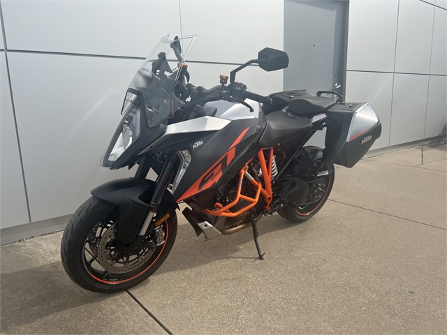 2017 KTM Super Duke 1290 GT at Eurosport Cycle