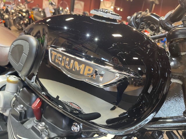 2016 Triumph Bonneville T120 Black at Martin Moto