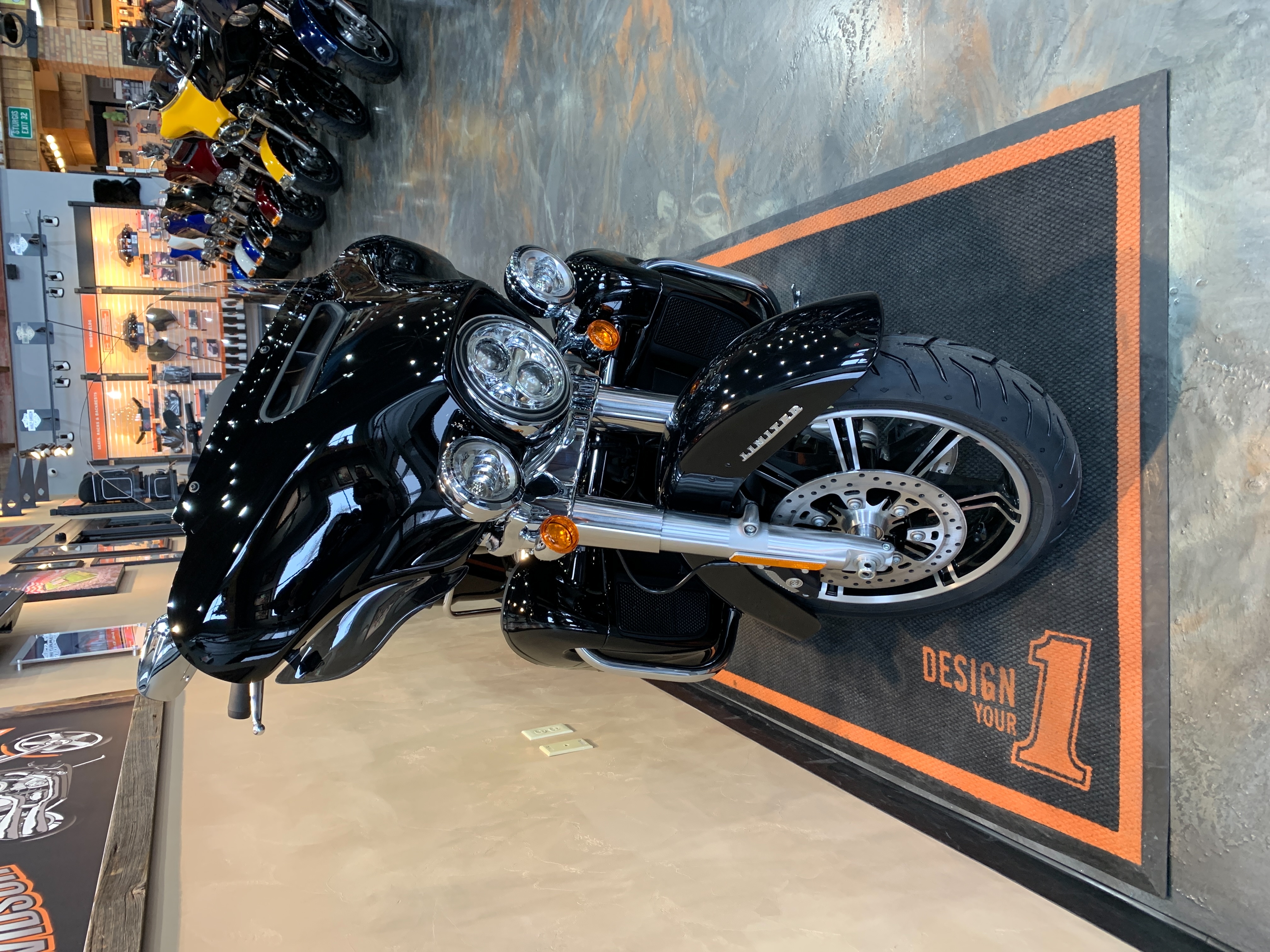 2023 Harley-Davidson Electra Glide Ultra Limited at Vandervest Harley-Davidson, Green Bay, WI 54303