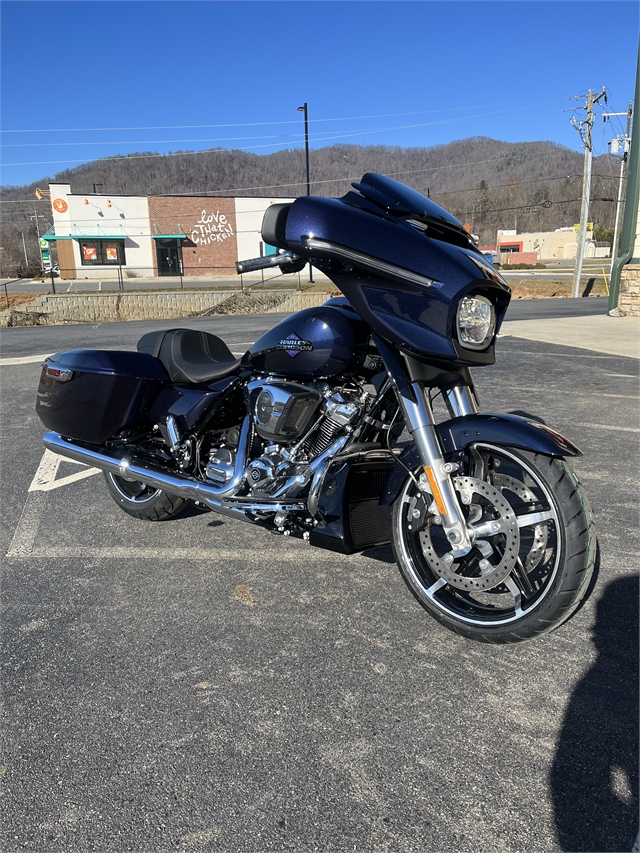 2025 Harley-Davidson Street Glide Base at Harley-Davidson of Asheville