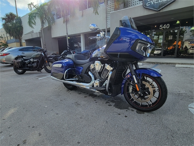 2022 Indian Challenger Limited at Fort Lauderdale