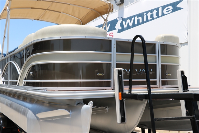2017 Sylvan Mirage 8524 Tri-toon at Jerry Whittle Boats