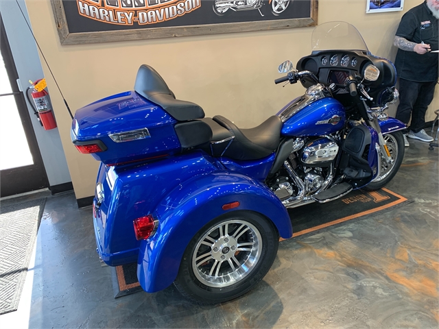 2024 Harley-Davidson Trike Tri Glide Ultra at Vandervest Harley-Davidson, Green Bay, WI 54303