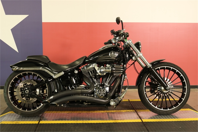 2017 Harley-Davidson Softail Breakout at Texas Harley