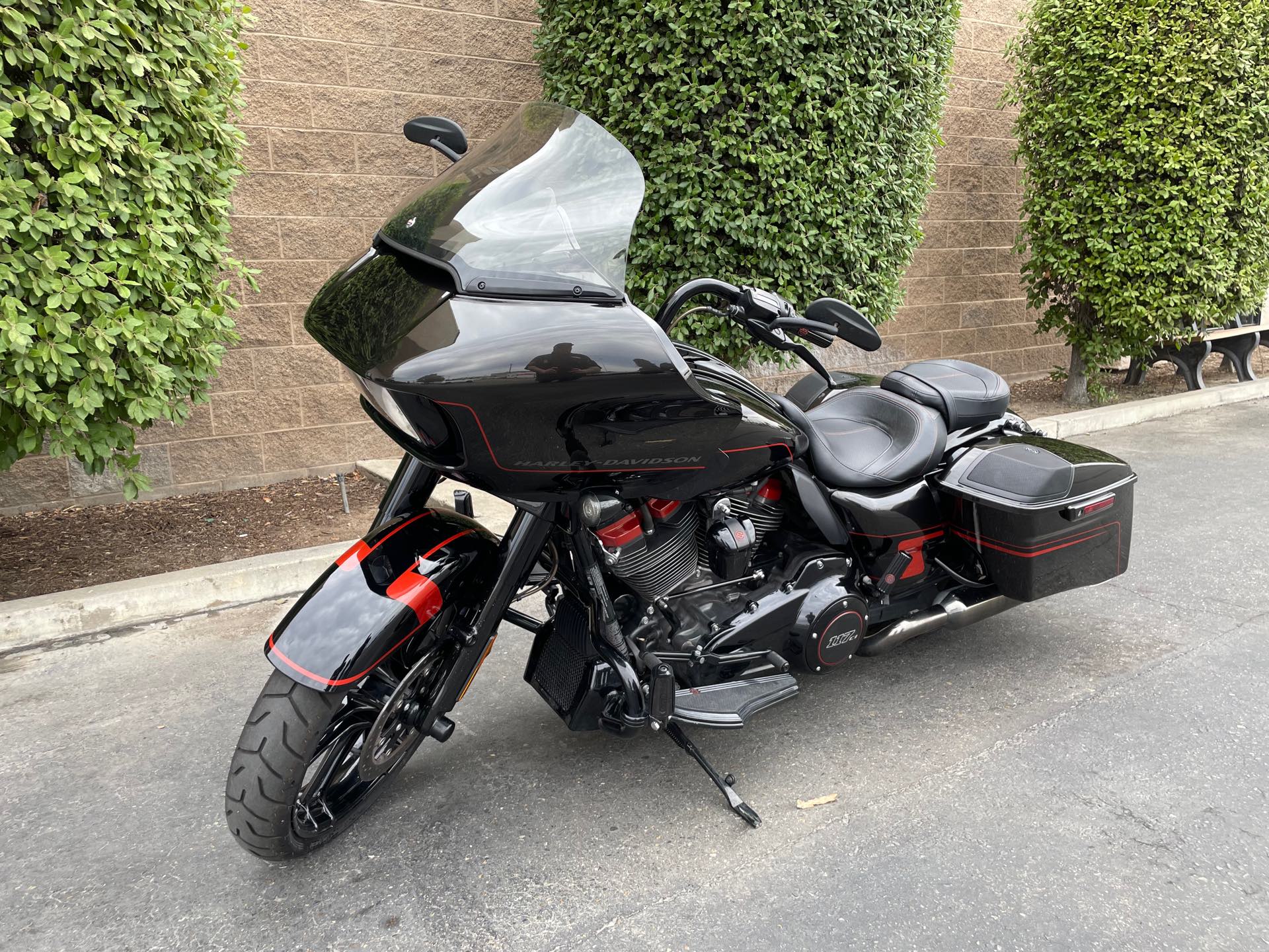 2018 Harley-Davidson Road Glide CVO Road Glide at Fresno Harley-Davidson