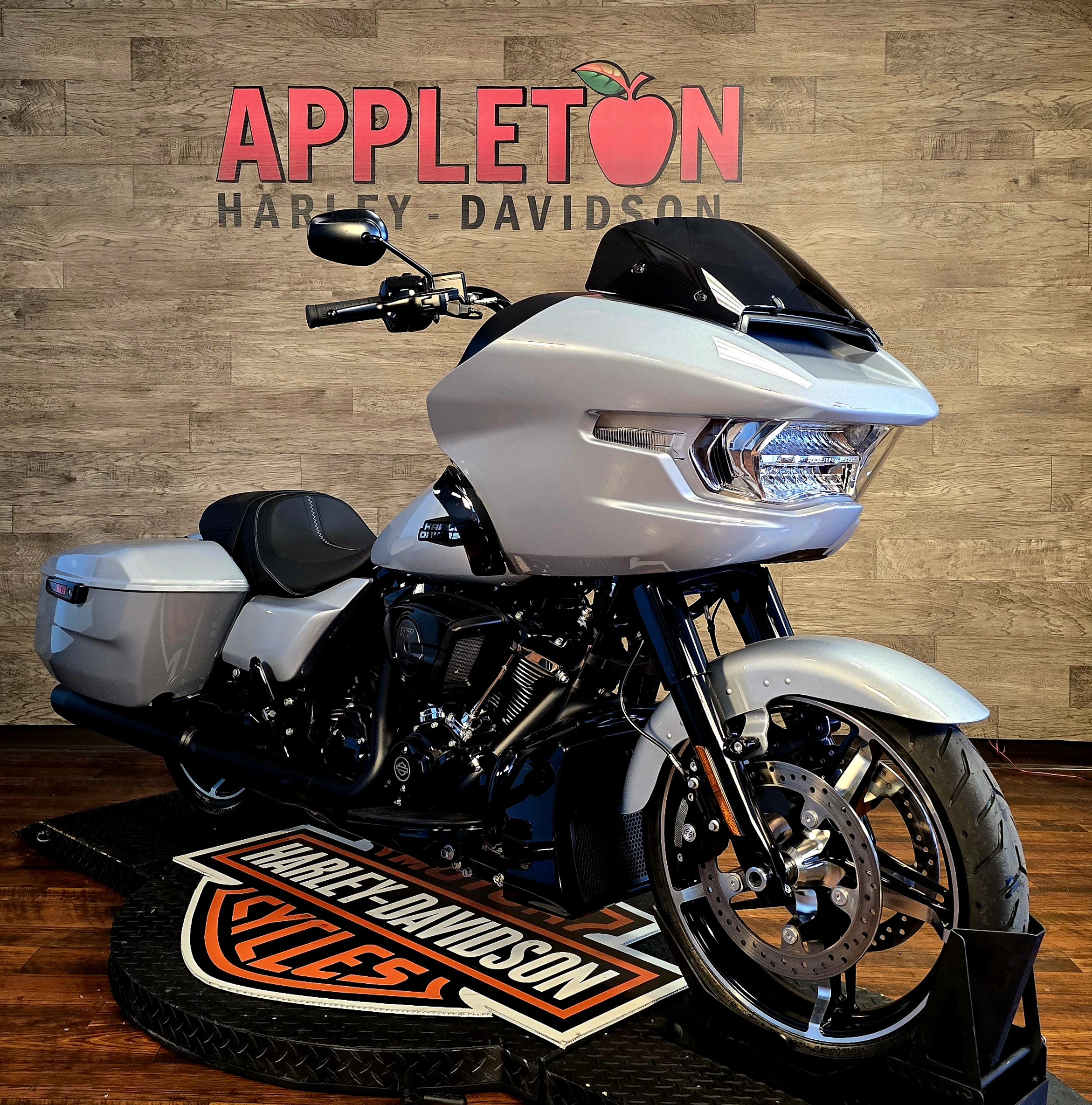 2024 Harley-Davidson Road Glide Base at Appleton Harley-Davidson