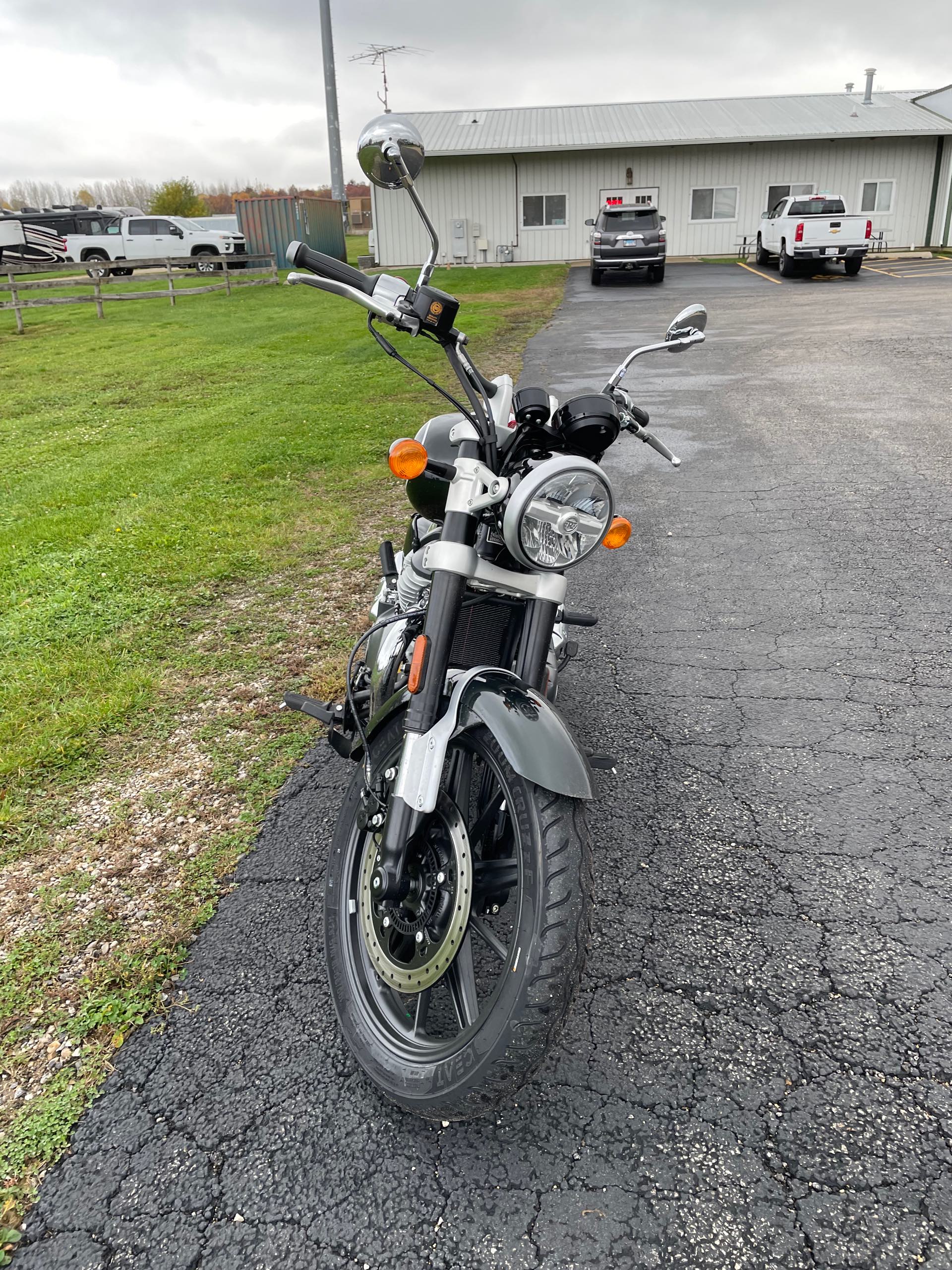 2024 Royal Enfield Super Meteor 650 at Randy's Cycle