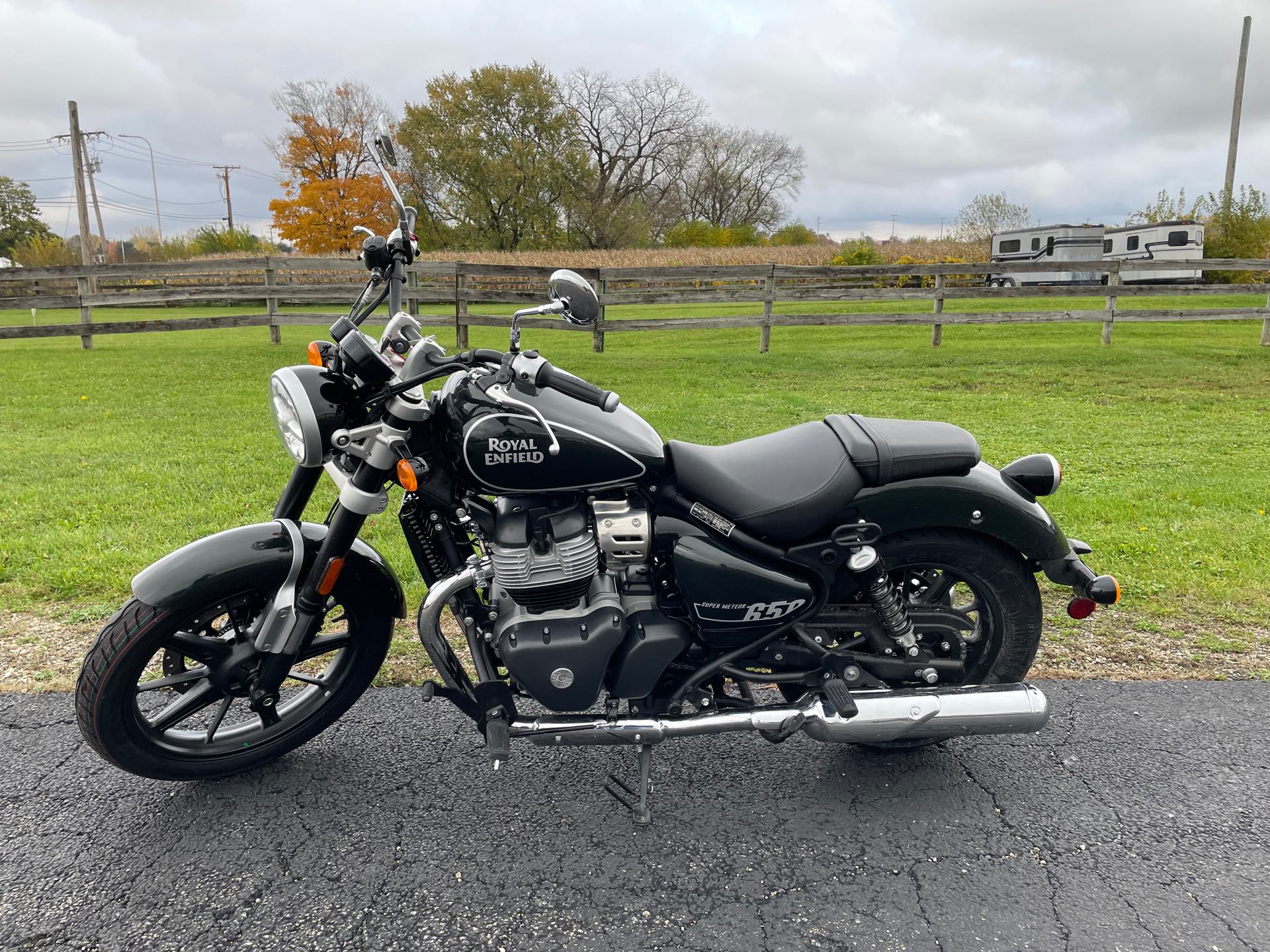 2024 Royal Enfield Super Meteor 650 at Randy's Cycle