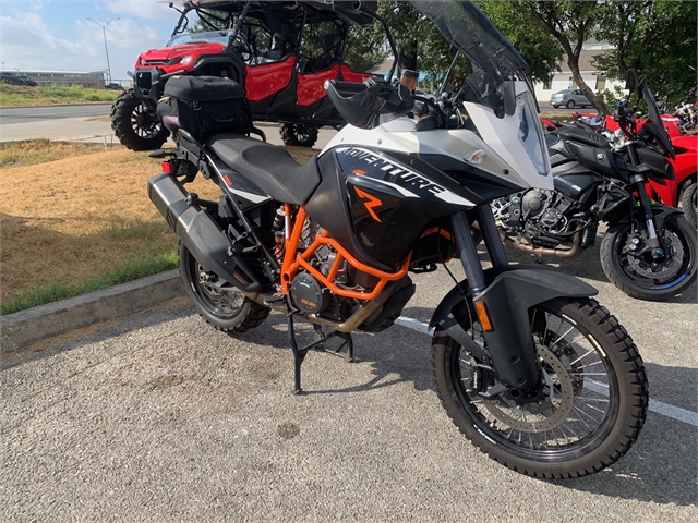 2015 KTM Adventure 1190 R at Kent Motorsports, New Braunfels, TX 78130