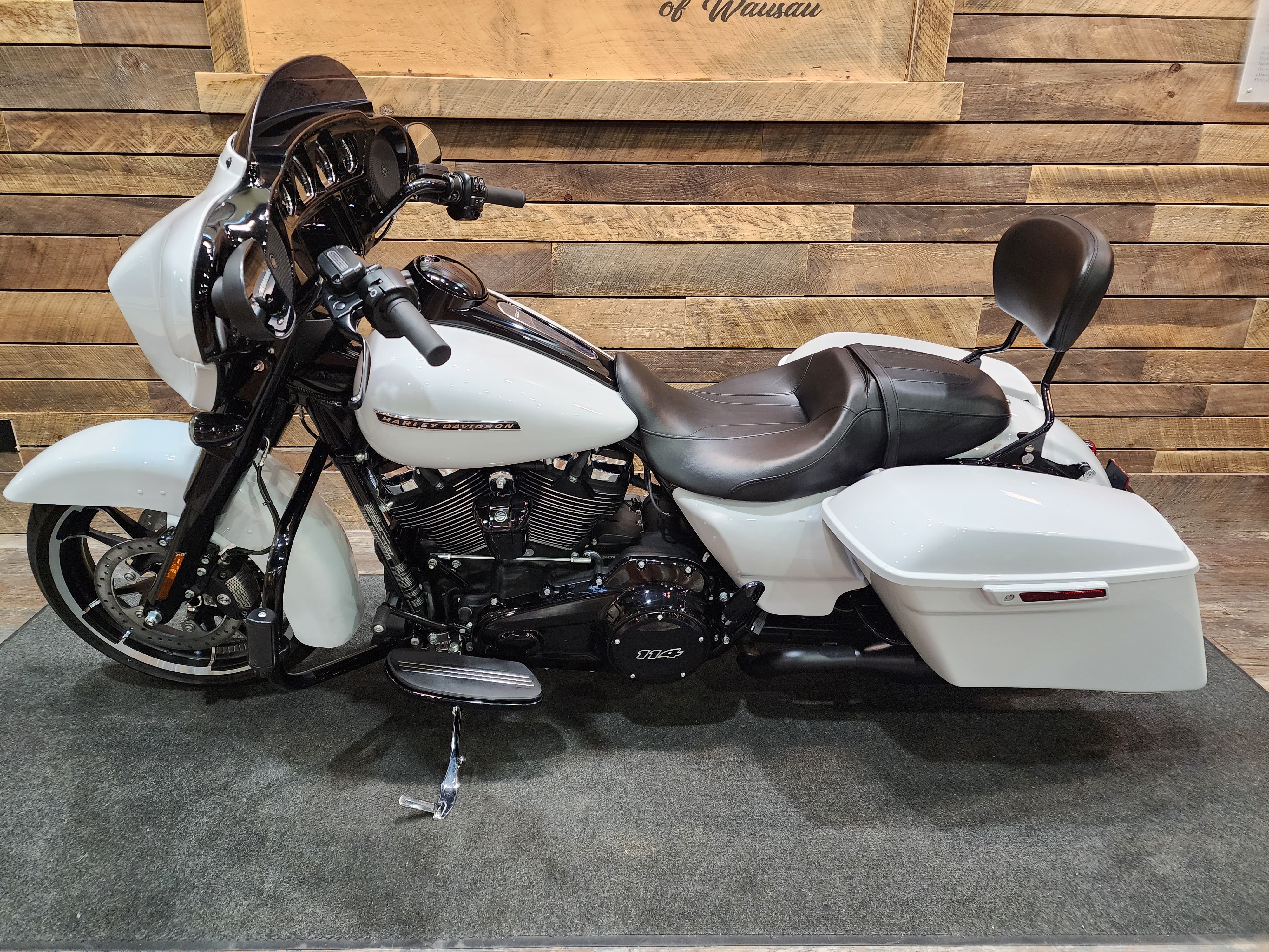 2020 street on sale glide white