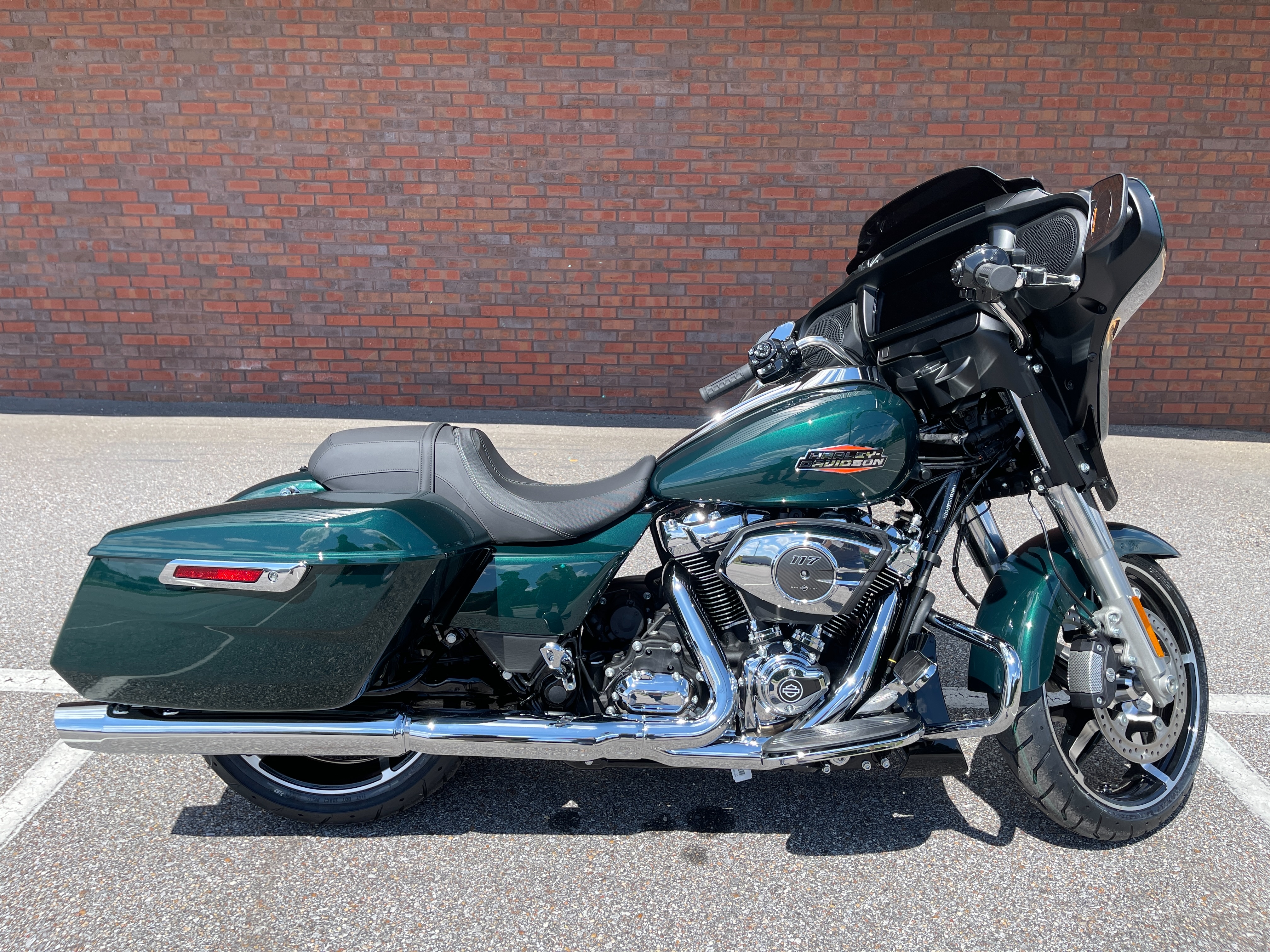 2024 Harley-Davidson Street Glide Base at Harley-Davidson of Dothan