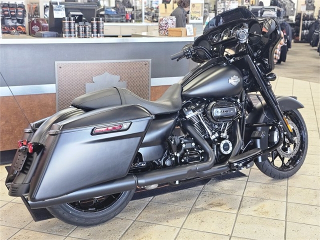 2022 Harley-Davidson Street Glide Special at Destination Harley-Davidson®, Tacoma, WA 98424