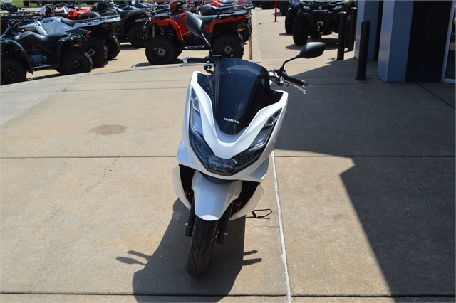 2022 Honda PCX 150 ABS at Shawnee Motorsports & Marine