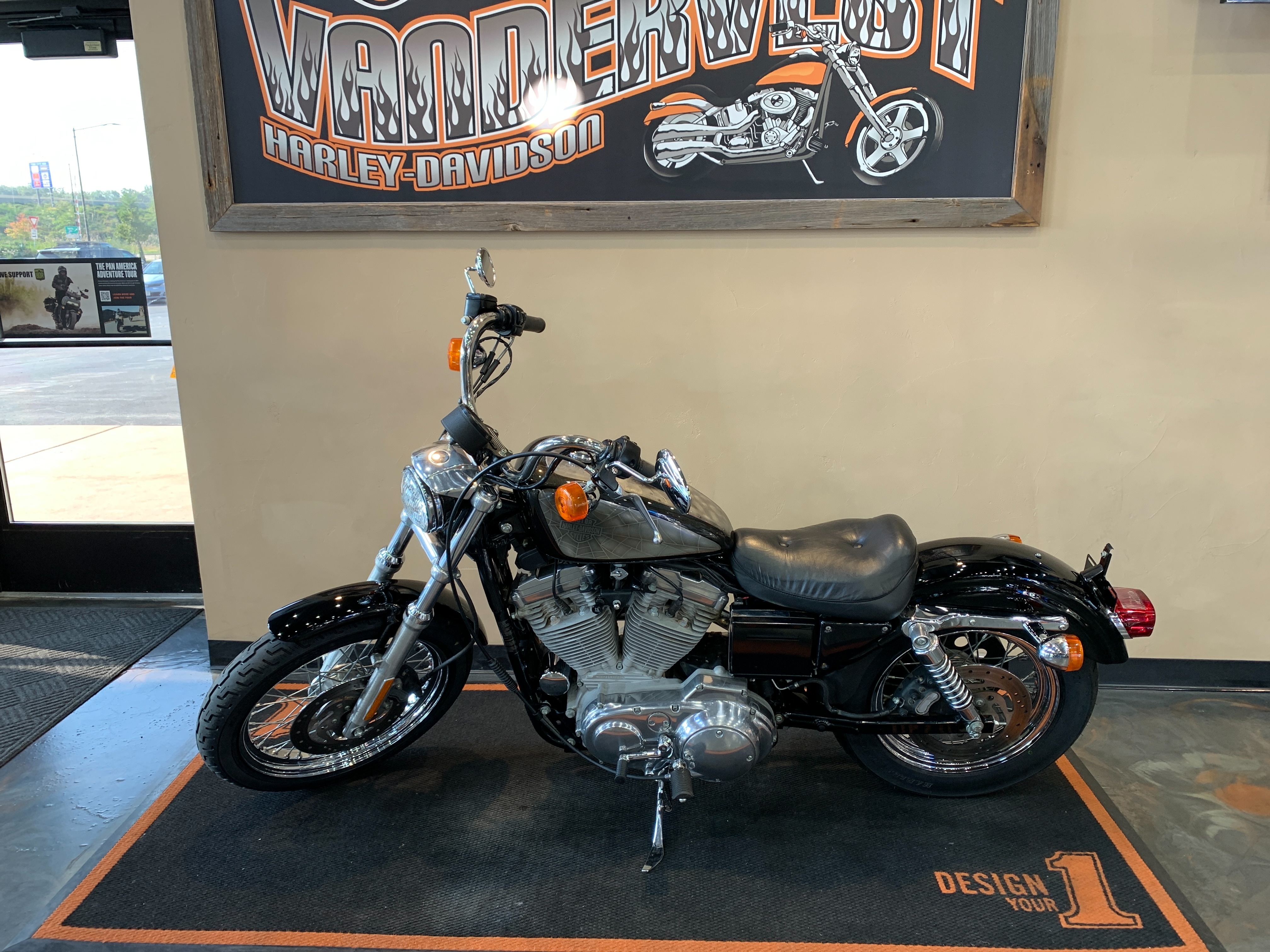 2001 Harley-Davidson XL883HUG at Vandervest Harley-Davidson, Green Bay, WI 54303