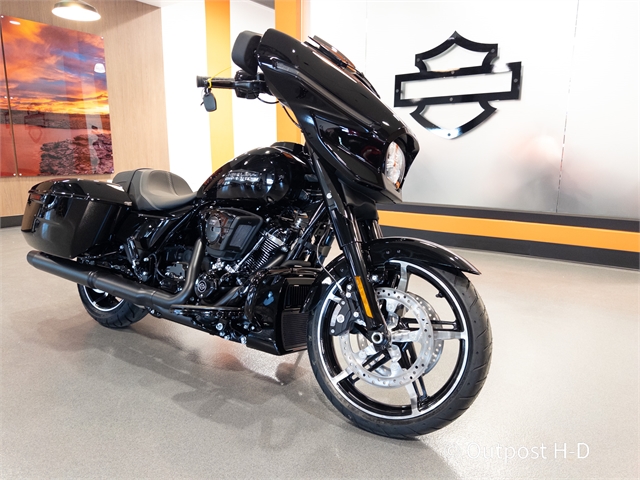 2024 HARLEY DAVIDSON FLHX at Outpost Harley-Davidson