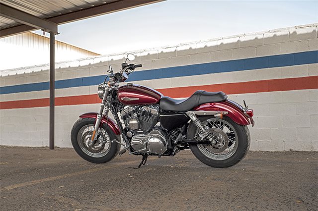 2017 Harley-Davidson Sportster 1200 Custom at Texoma Harley-Davidson