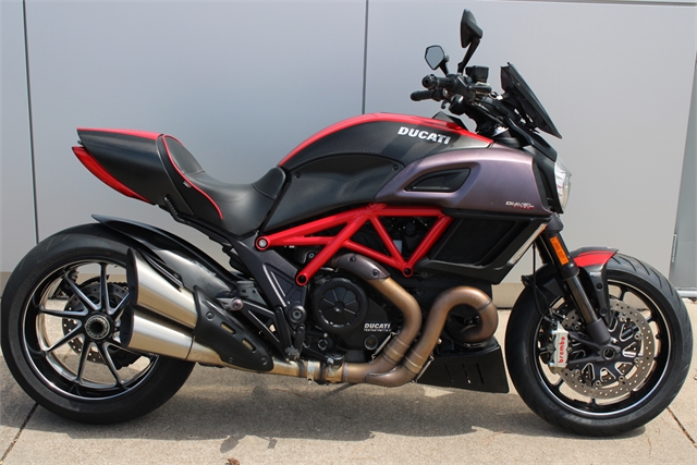 2015 Ducati Diavel Carbon at Eurosport Cycle