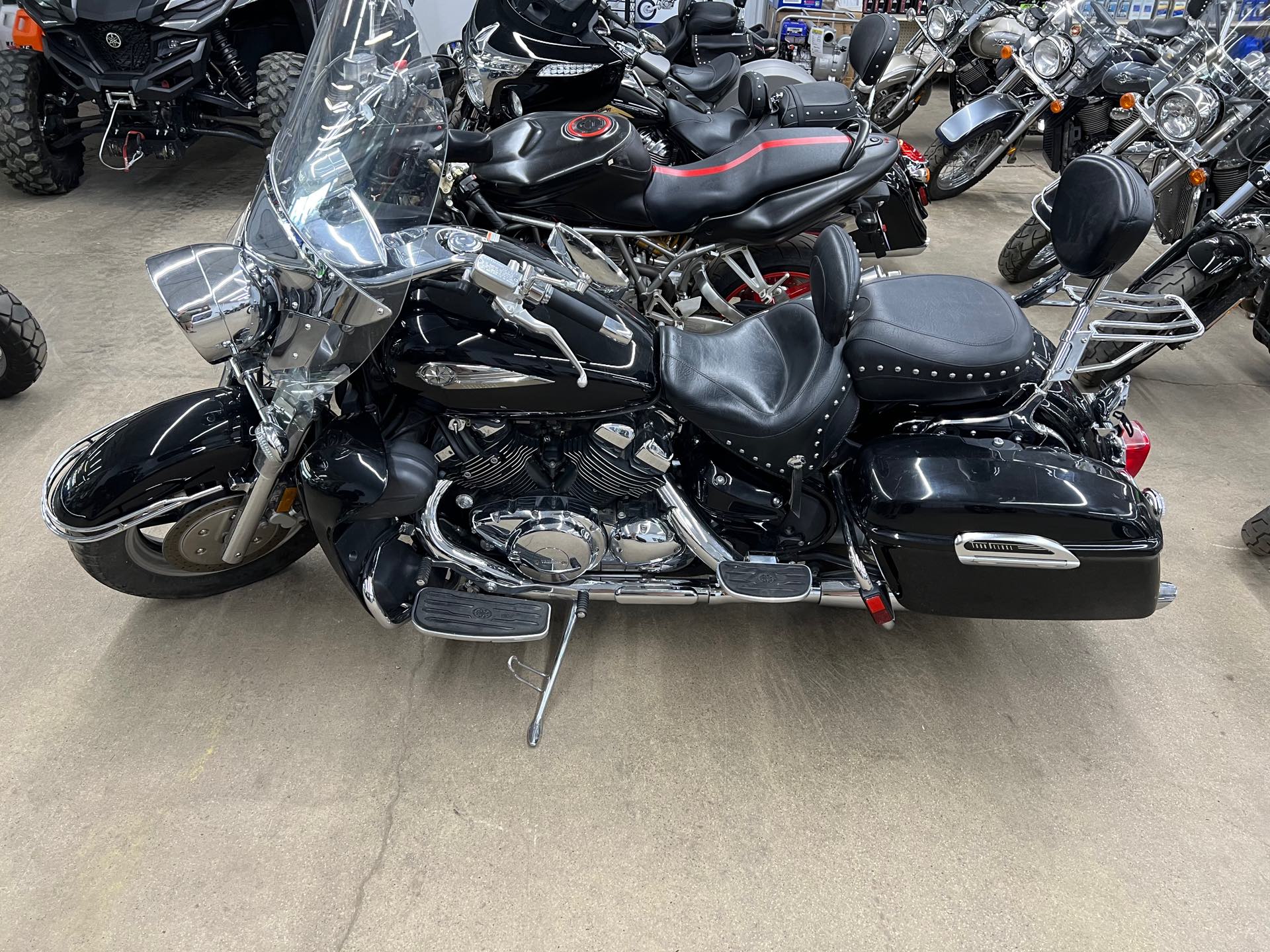 2006 Yamaha Royal Star Midnight Tour Deluxe at Interlakes Sport Center