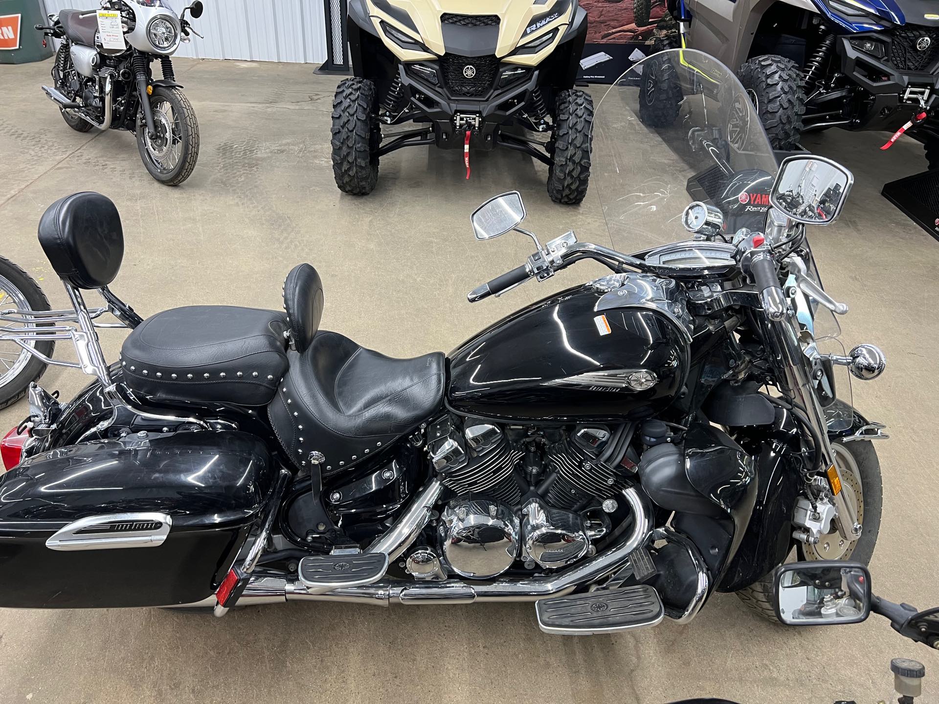 2006 Yamaha Royal Star Midnight Tour Deluxe at Interlakes Sport Center