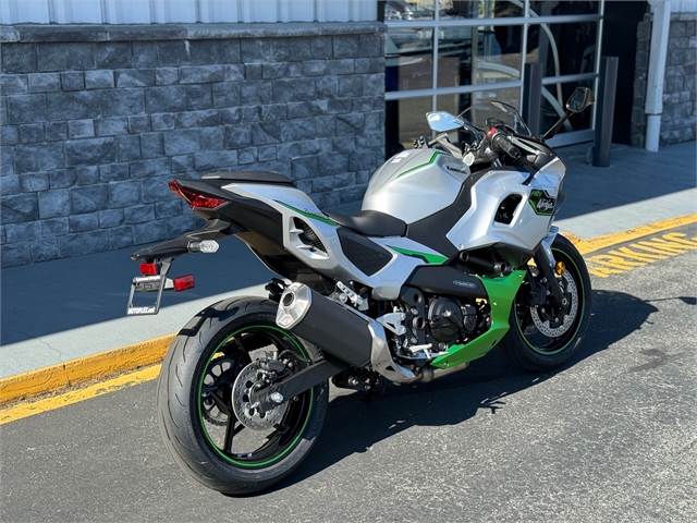 2024 Kawasaki Ninja 7 Hybrid ABS at Lynnwood Motoplex, Lynnwood, WA 98037