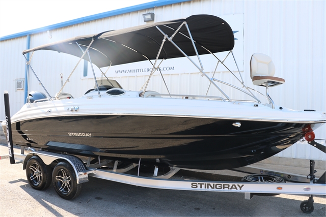 2023 Stingray 212 SC Deck Boat at Jerry Whittle Boats