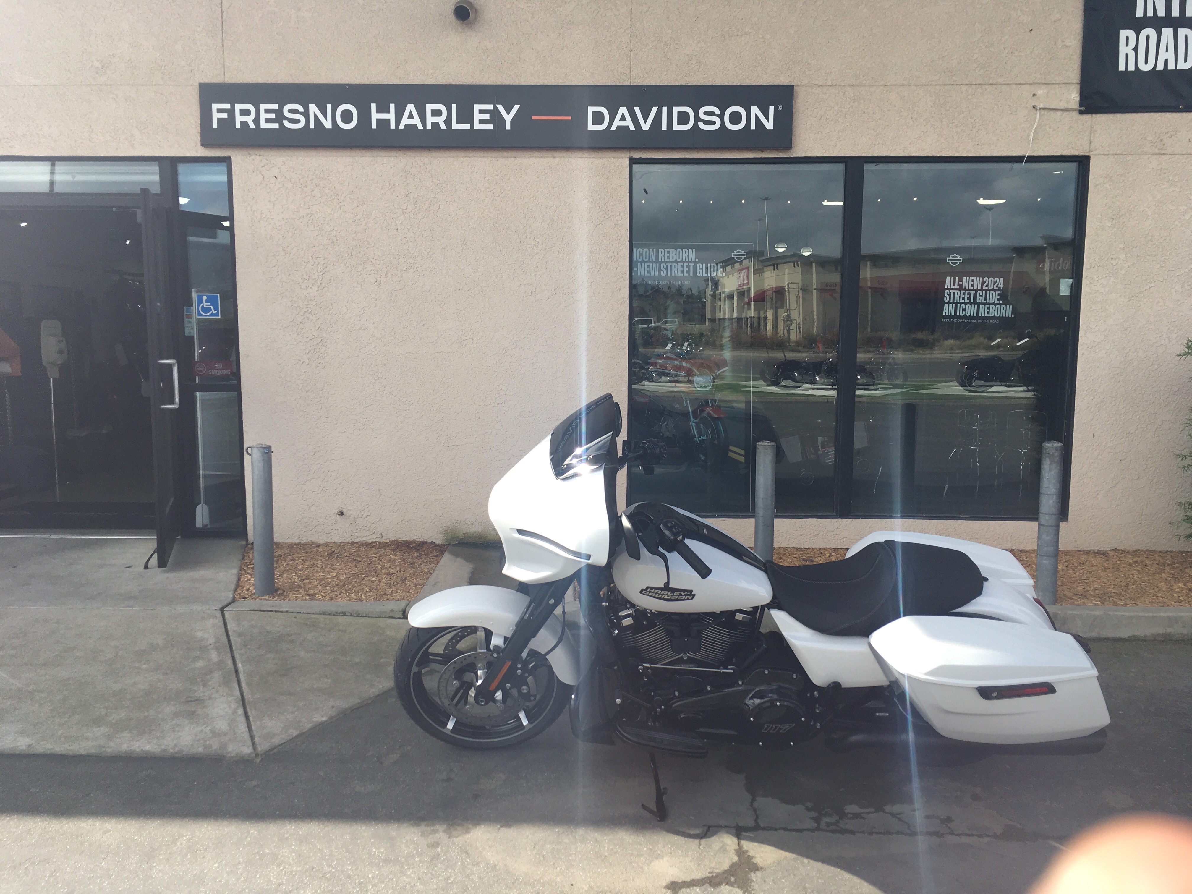 2024 Harley-Davidson Street Glide Base at Fresno Harley-Davidson