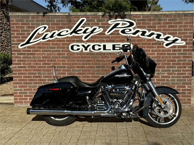 2017 Harley-Davidson Street Glide Special at Lucky Penny Cycles