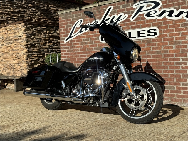 2017 Harley-Davidson Street Glide Special at Lucky Penny Cycles